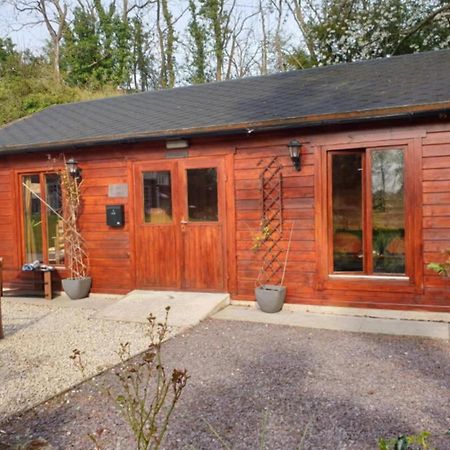 Impeccable 1-Bed House In Retford Close To A1 Extérieur photo