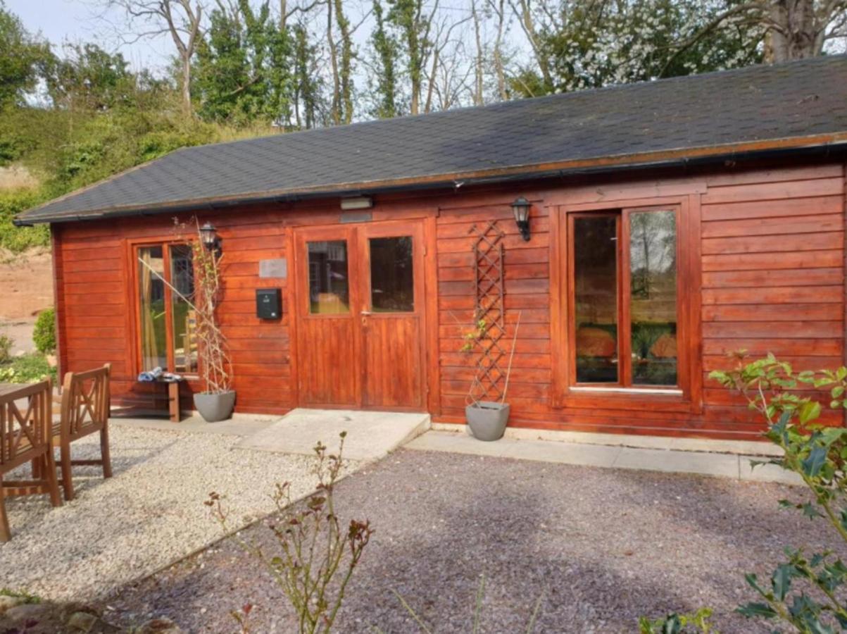 Impeccable 1-Bed House In Retford Close To A1 Extérieur photo