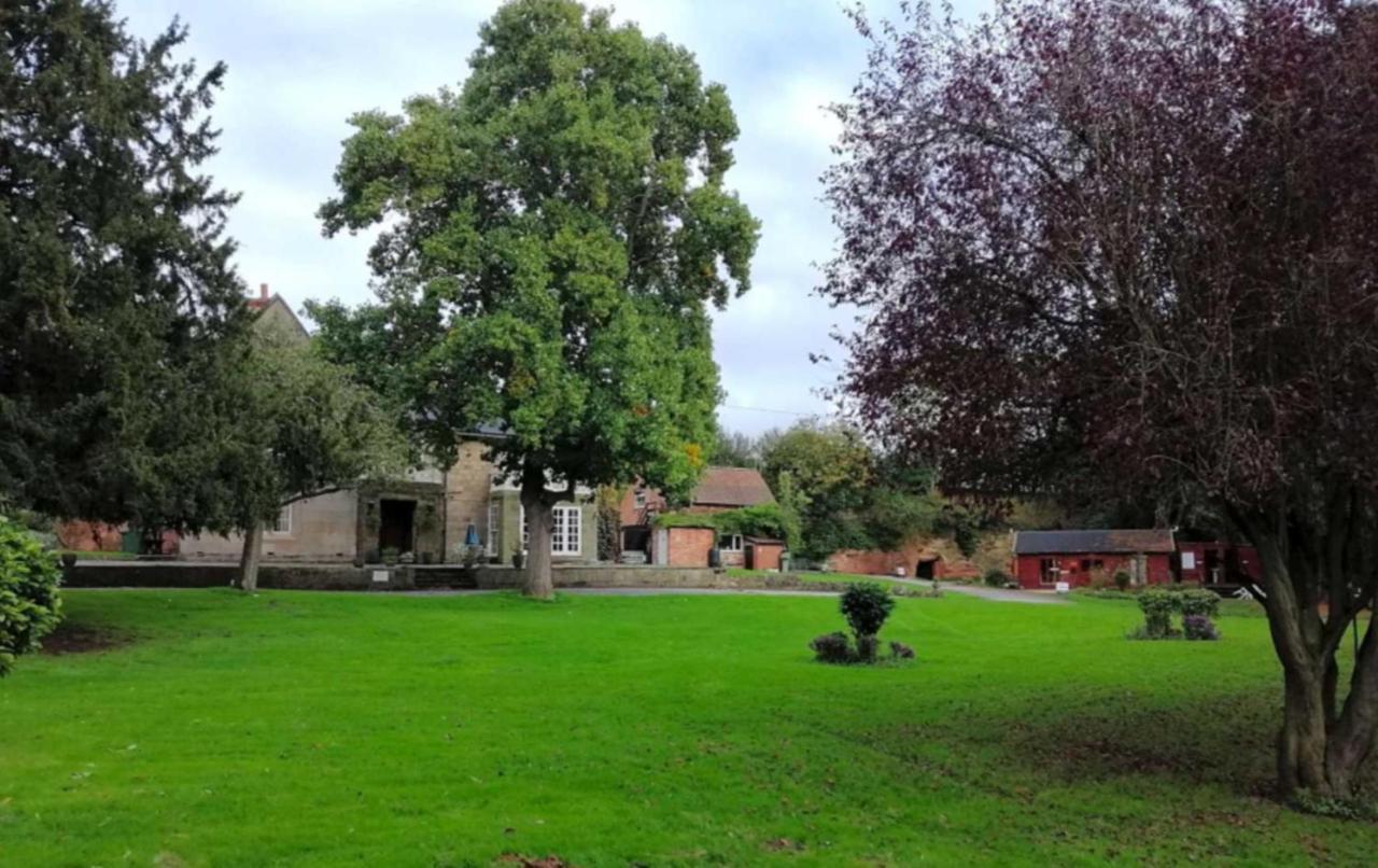 Impeccable 1-Bed House In Retford Close To A1 Extérieur photo