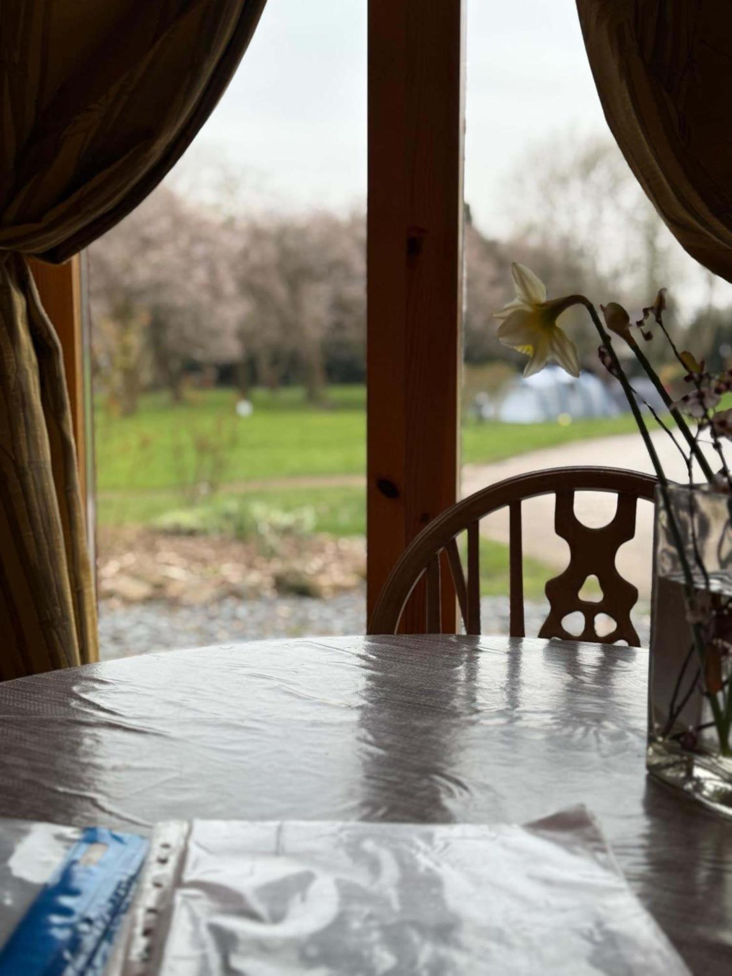 Impeccable 1-Bed House In Retford Close To A1 Extérieur photo